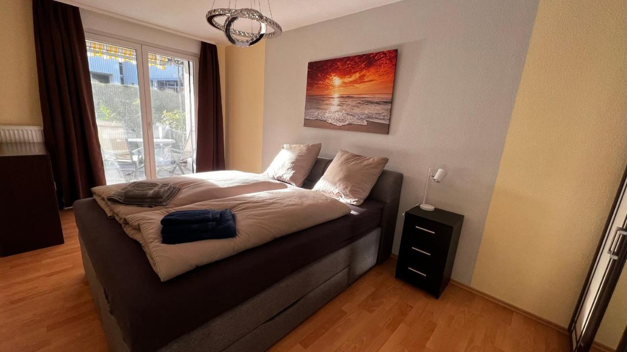 Apartment Centrally Located In The Rhine-Main Area Riedstadt Eksteriør billede